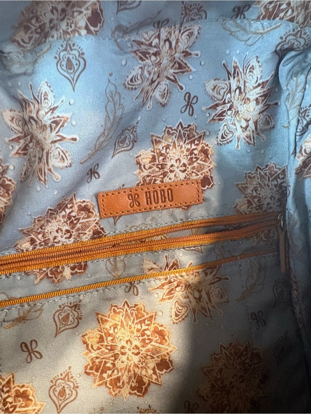 HOBO Blue Floral Lined Bag with Tan Accents - Picture 5 of 5